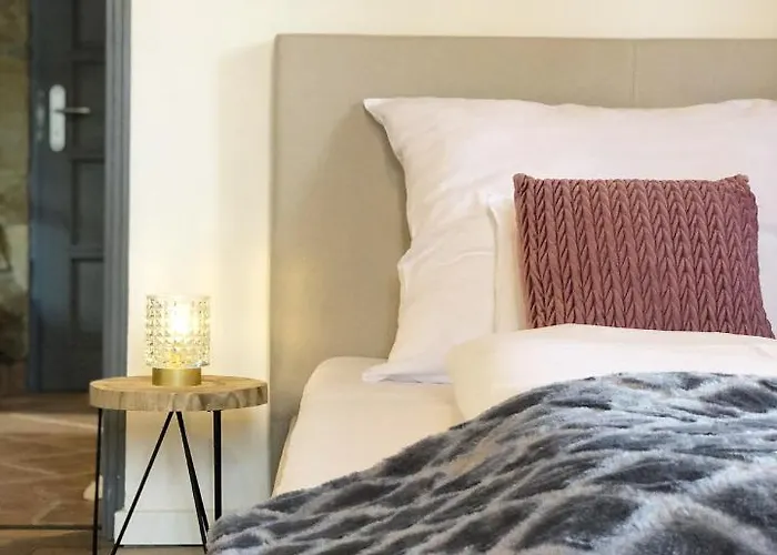 44 George House - Pool, Jacuzzi, Sauna, View בית נופש *