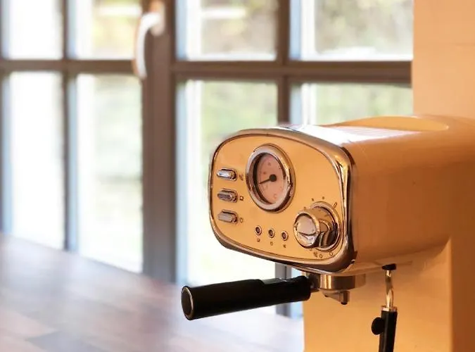 44 George House - Pool, Jacuzzi, Sauna, View בית נופש Tilaj