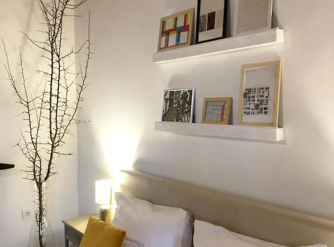 44 George House - Pool, Jacuzzi, Sauna, View *