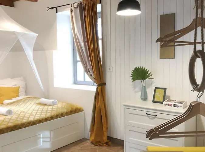 44 George House - Pool, Jacuzzi, Sauna, View * Tilaj