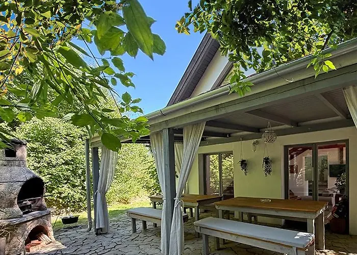 בית נופש 44 George House - Pool, Jacuzzi, Sauna, View *